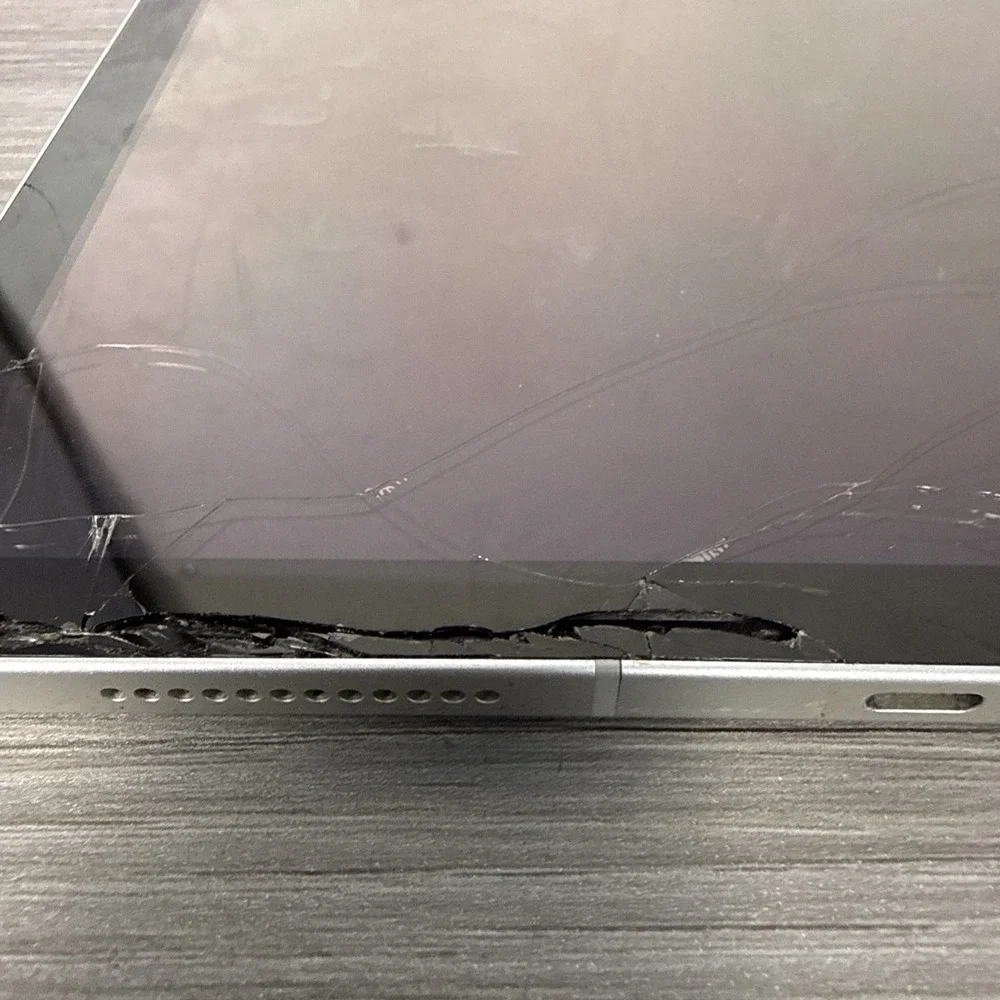 Apple iPad 10th Gen A2757 64GB Unlocked Wifi Cellular Bad Display and No Power